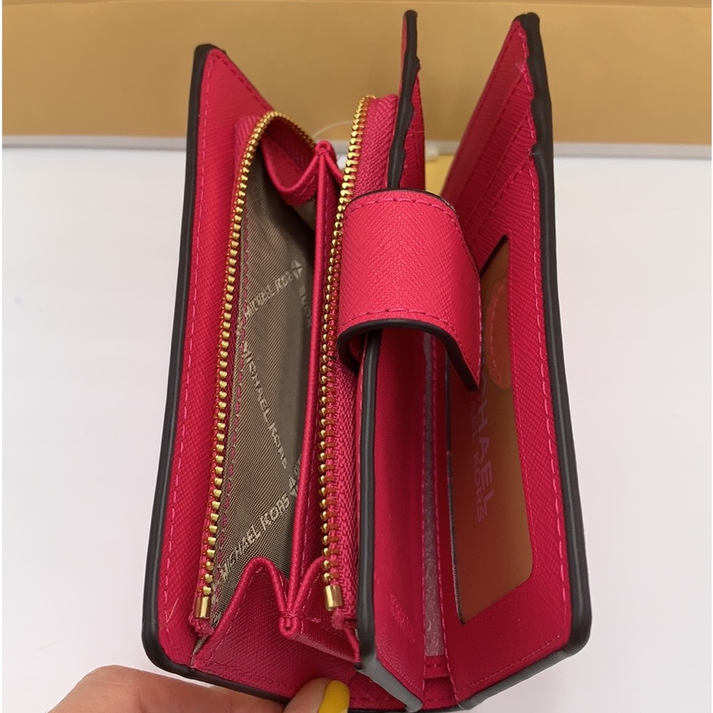 MICHAEL KORS REED MEDIUM BELTED BACKED MESSENGER CROSSBODY BAG & WALLET SET - Picture 12 of 16